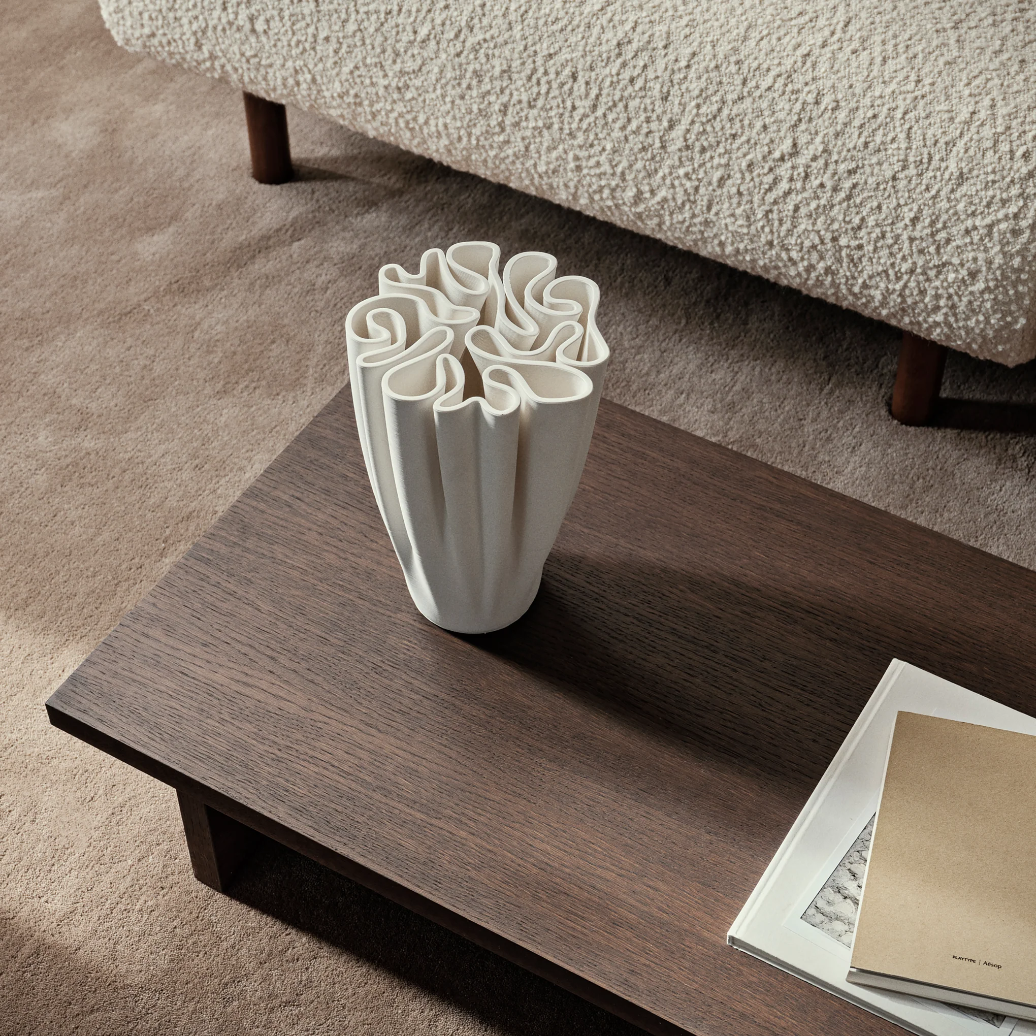 3D-Printed Ceramic Dedali Vase - Large - Image 5