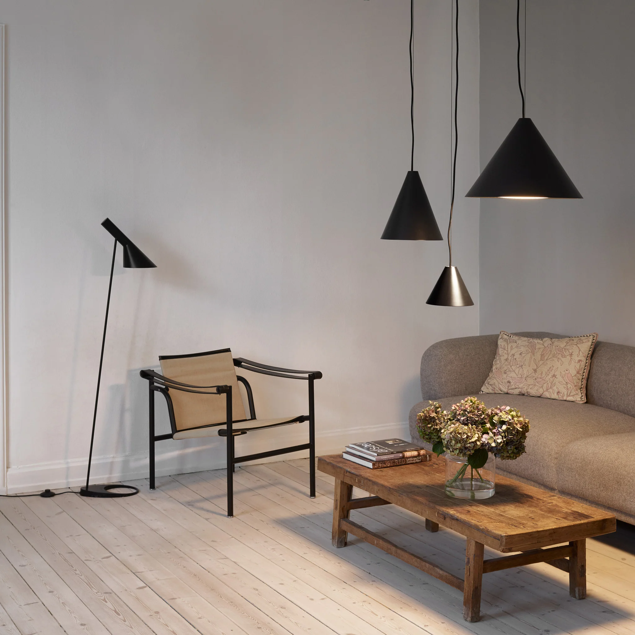 AJ Floor Light - Pale Petroleum - Image 12