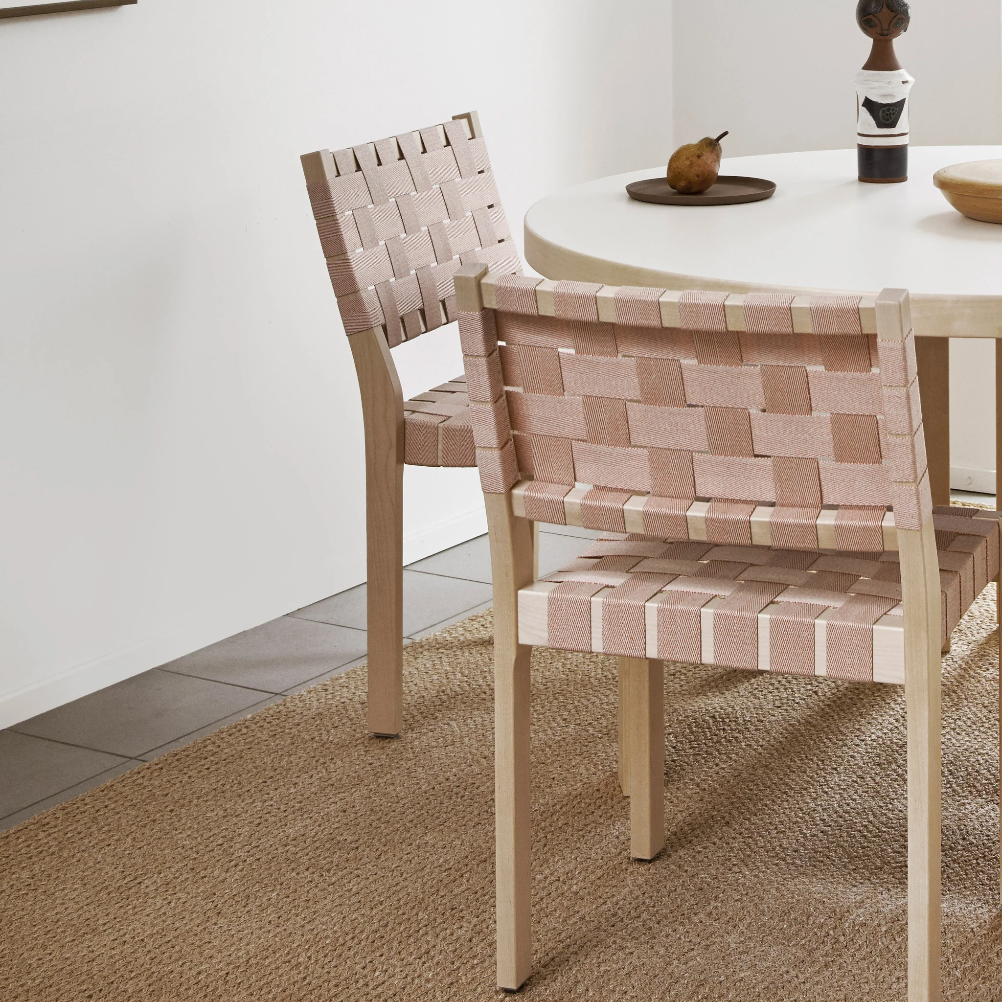 Artek Aalto Round Table 91 - Birch - Image 19