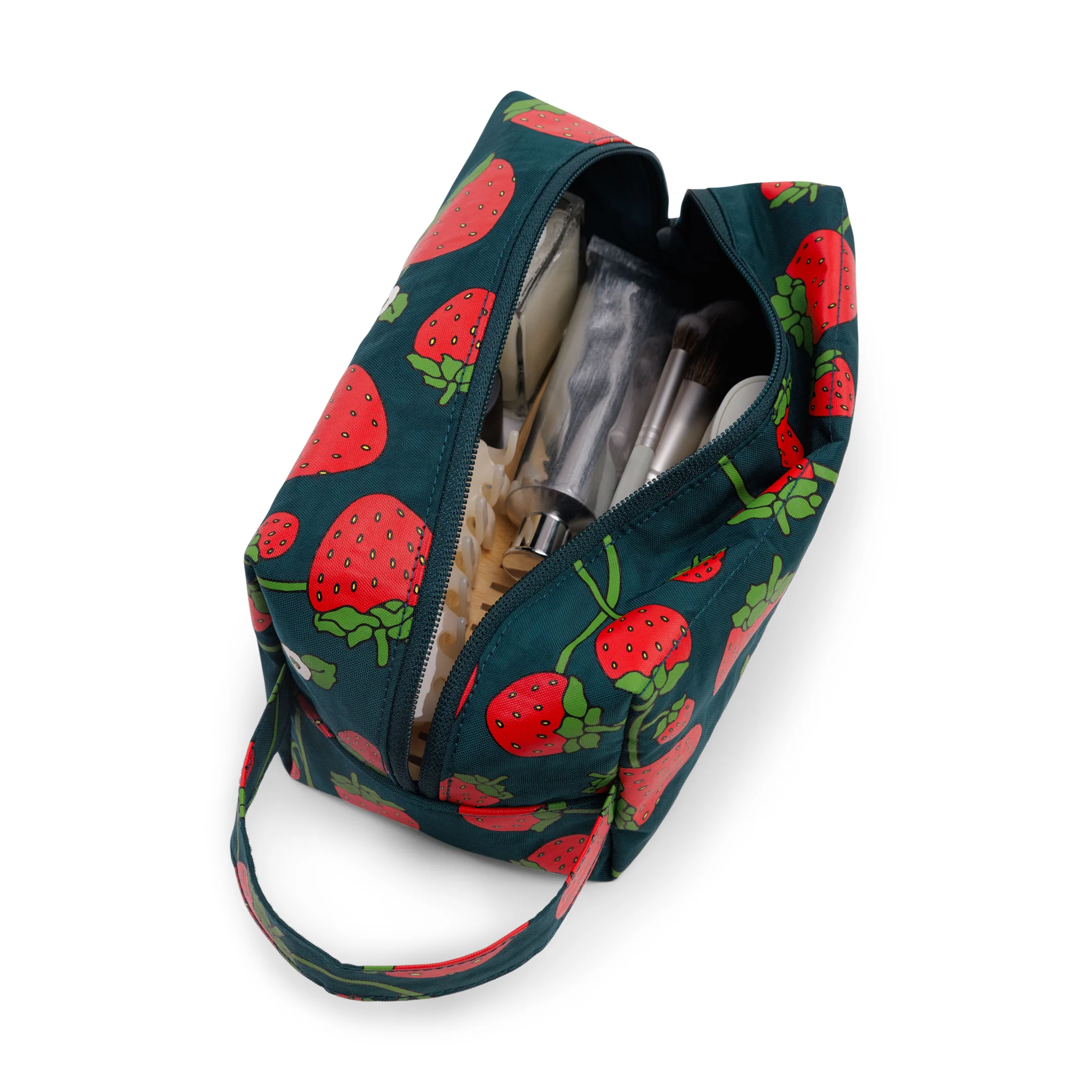 Baggu Recycled Nylon Dopp Kit - Image 2