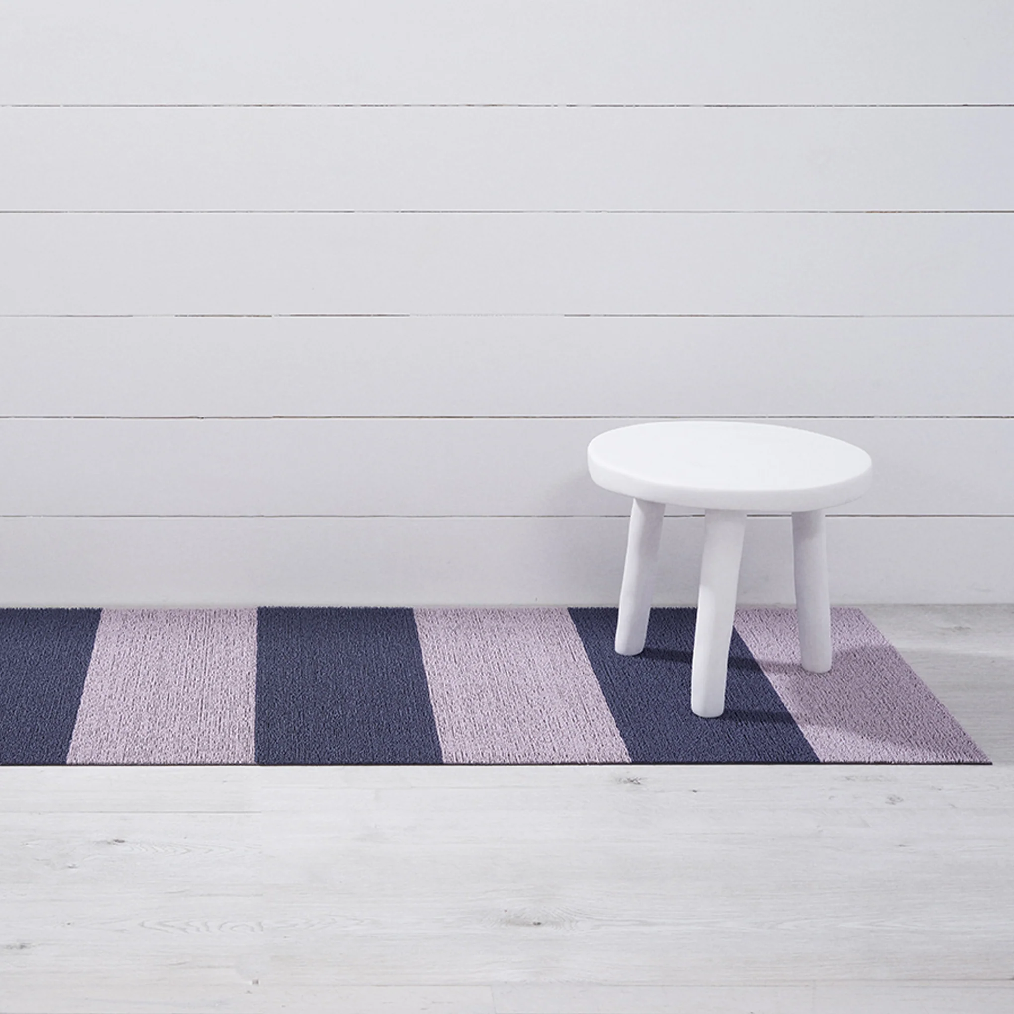 Chilewich Duo Stripe Shag Mat - Berry - Image 3