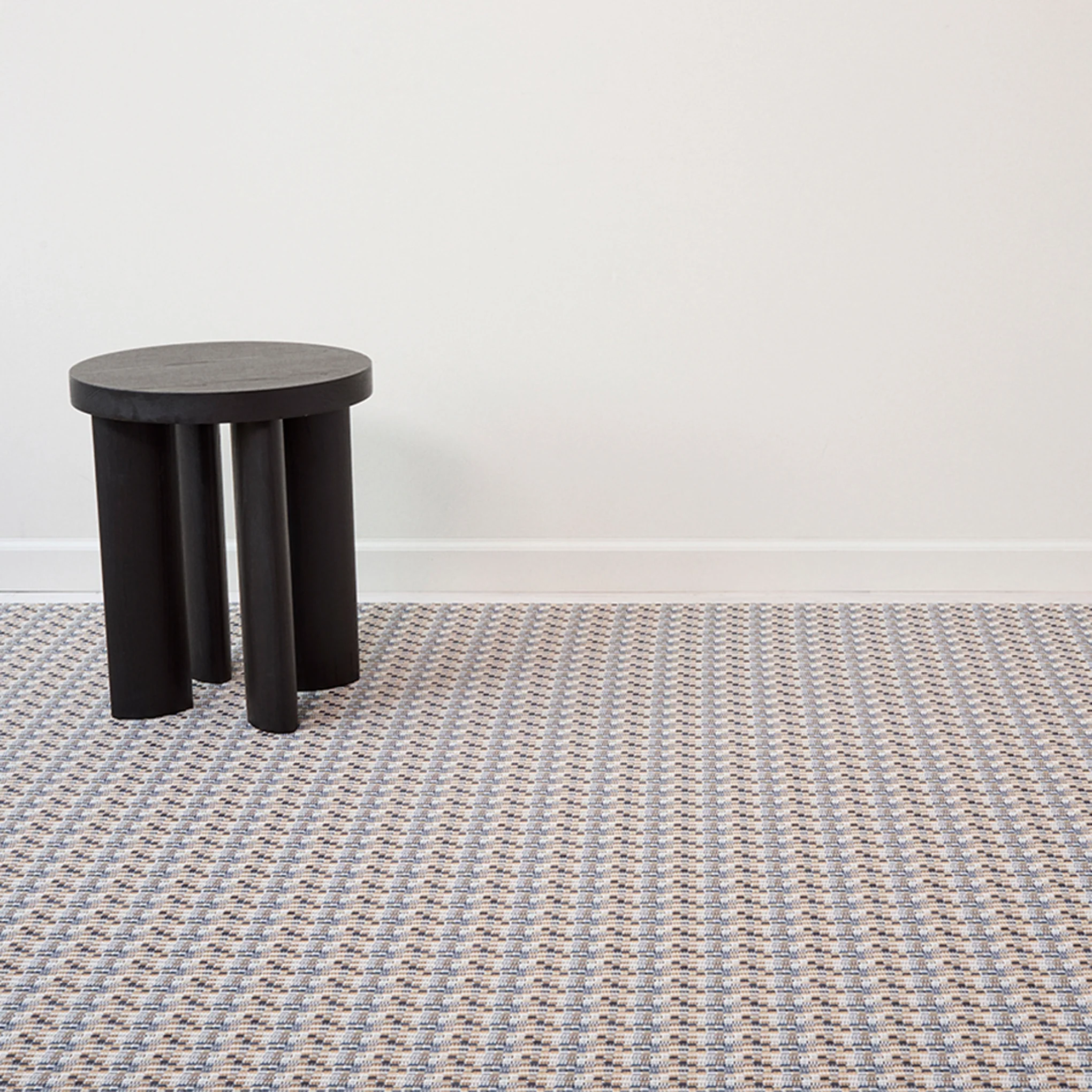 Chilewich Fable Floor Mat in Repurposed Fabric - Coast - Image 4