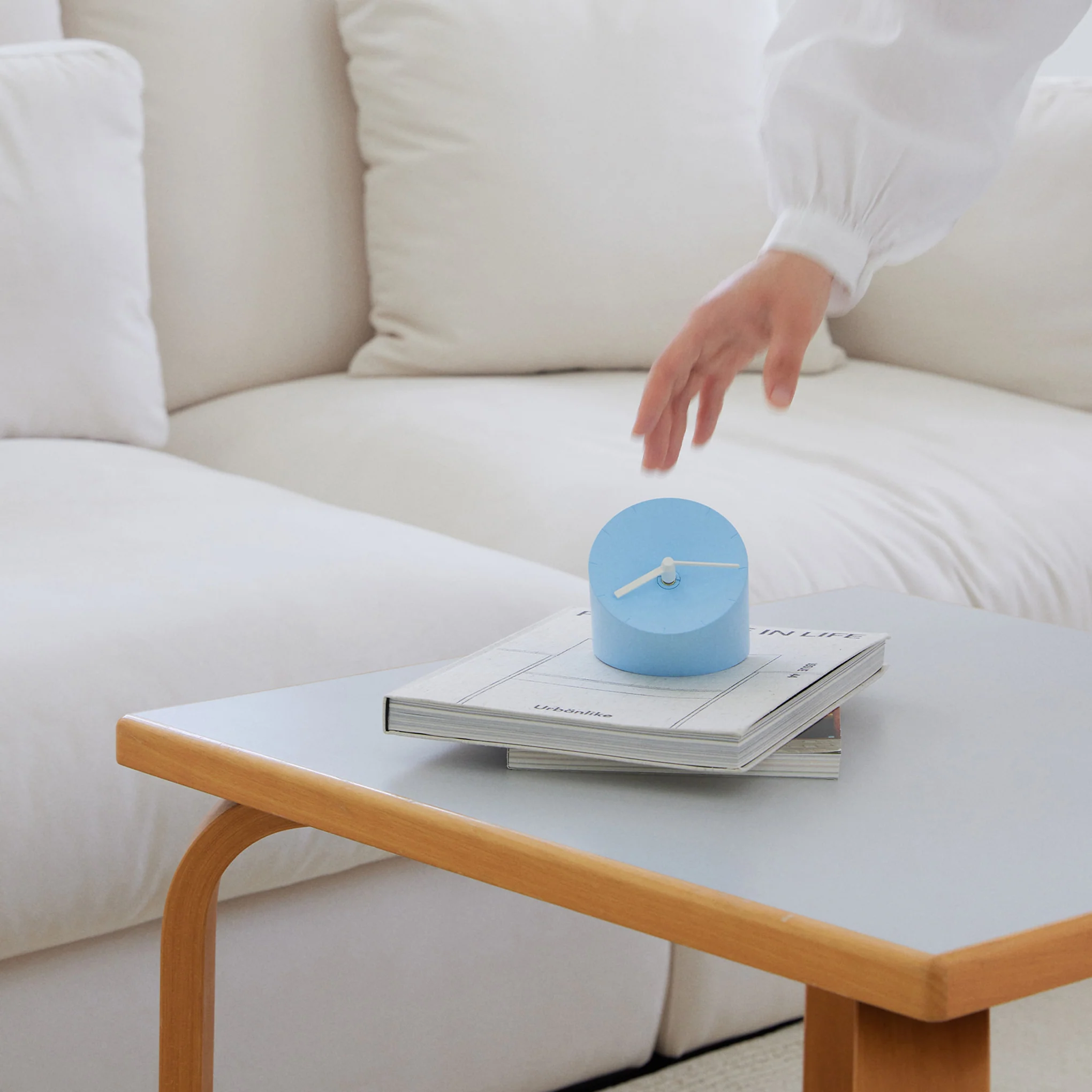 Corner Desk Clock - Light Blue - Image 3