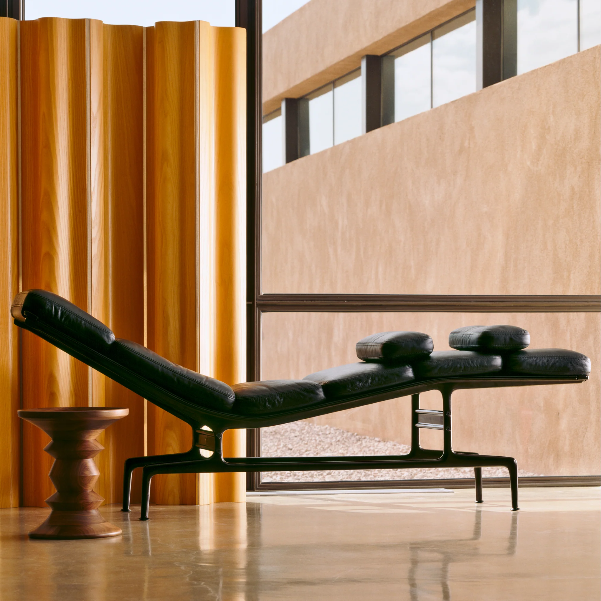 Eames® C Stool from Herman Miller - Ebony - Image 6