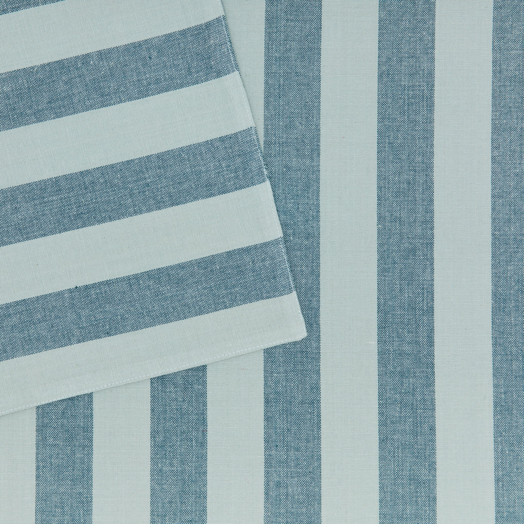 Essential Striped Table Linens - Set of 4 - Placemats S/4 - Image 4