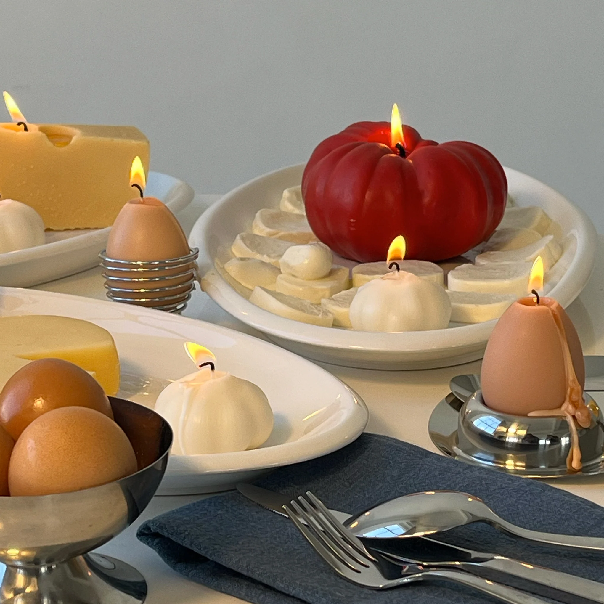 Garlic Candle - Image 4