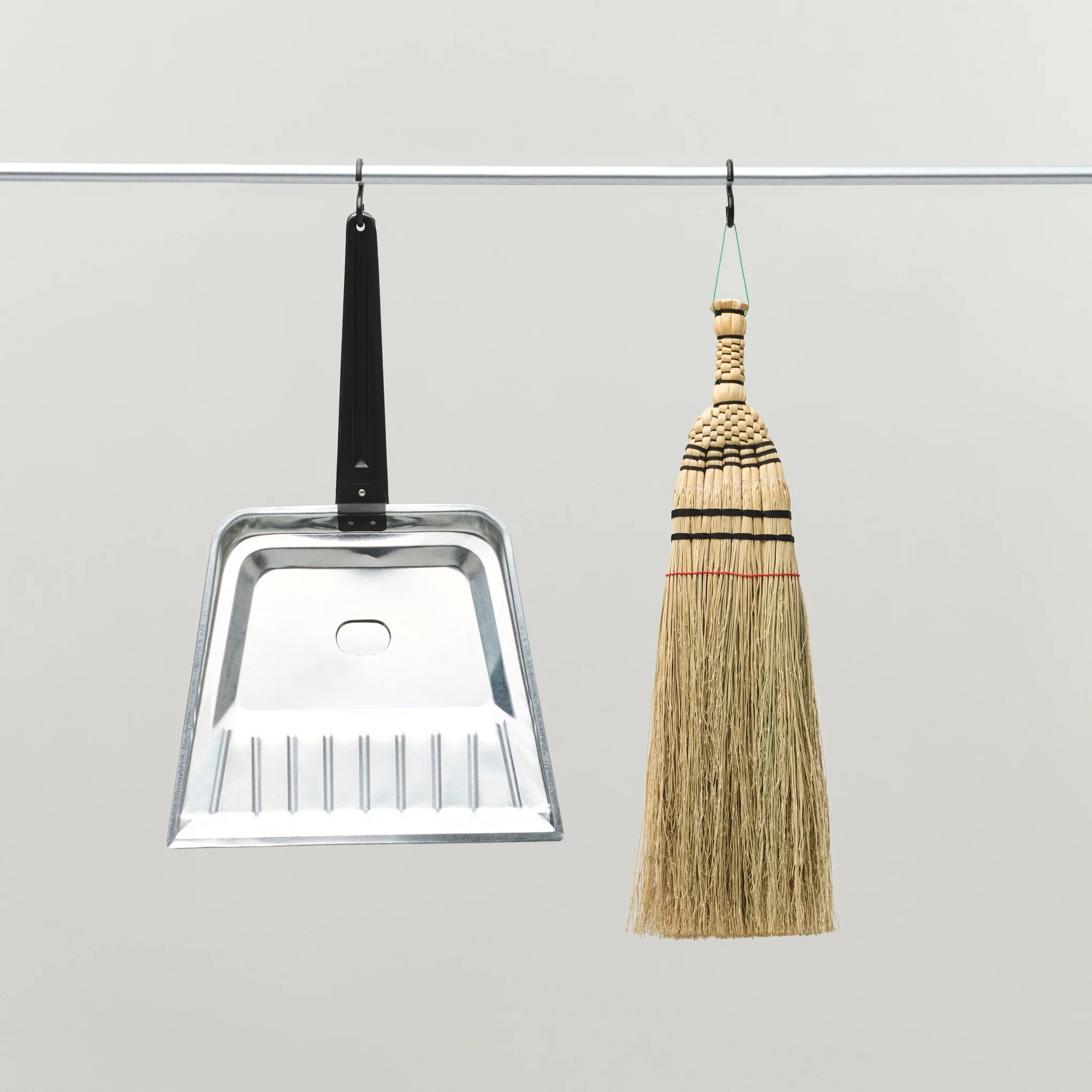 HAY Outdoor Market by Jasper Morrison Shop Broom - Hand M - Image 4
