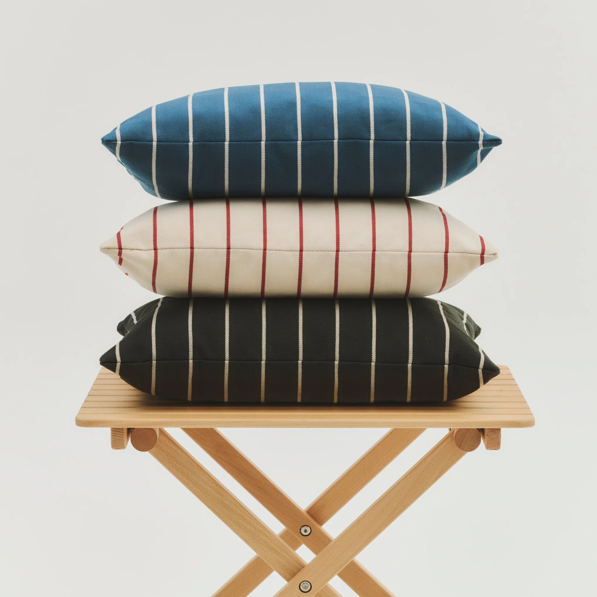 HAY Outdoor Market by Jasper Morrison Shop Cushion - Blue/ Beige - Image 4