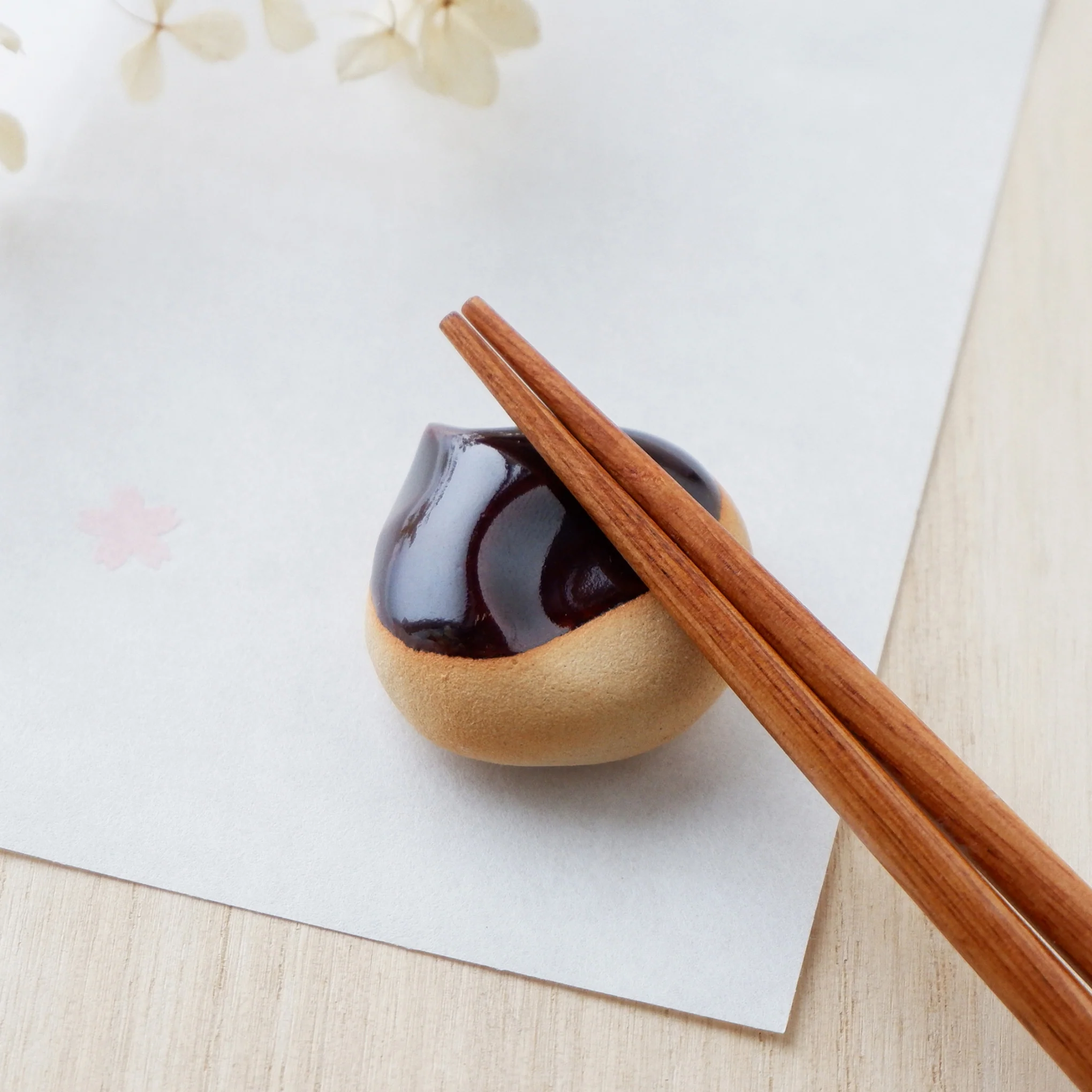 Japanese Ceramic Food Chopsticks Rest - Chestnut Bun - Image 3