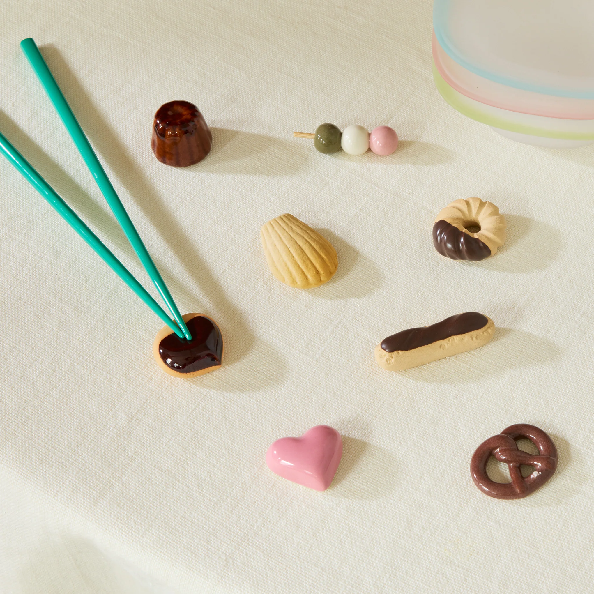Japanese Ceramic Food Chopsticks Rest - Pretzel - Image 2