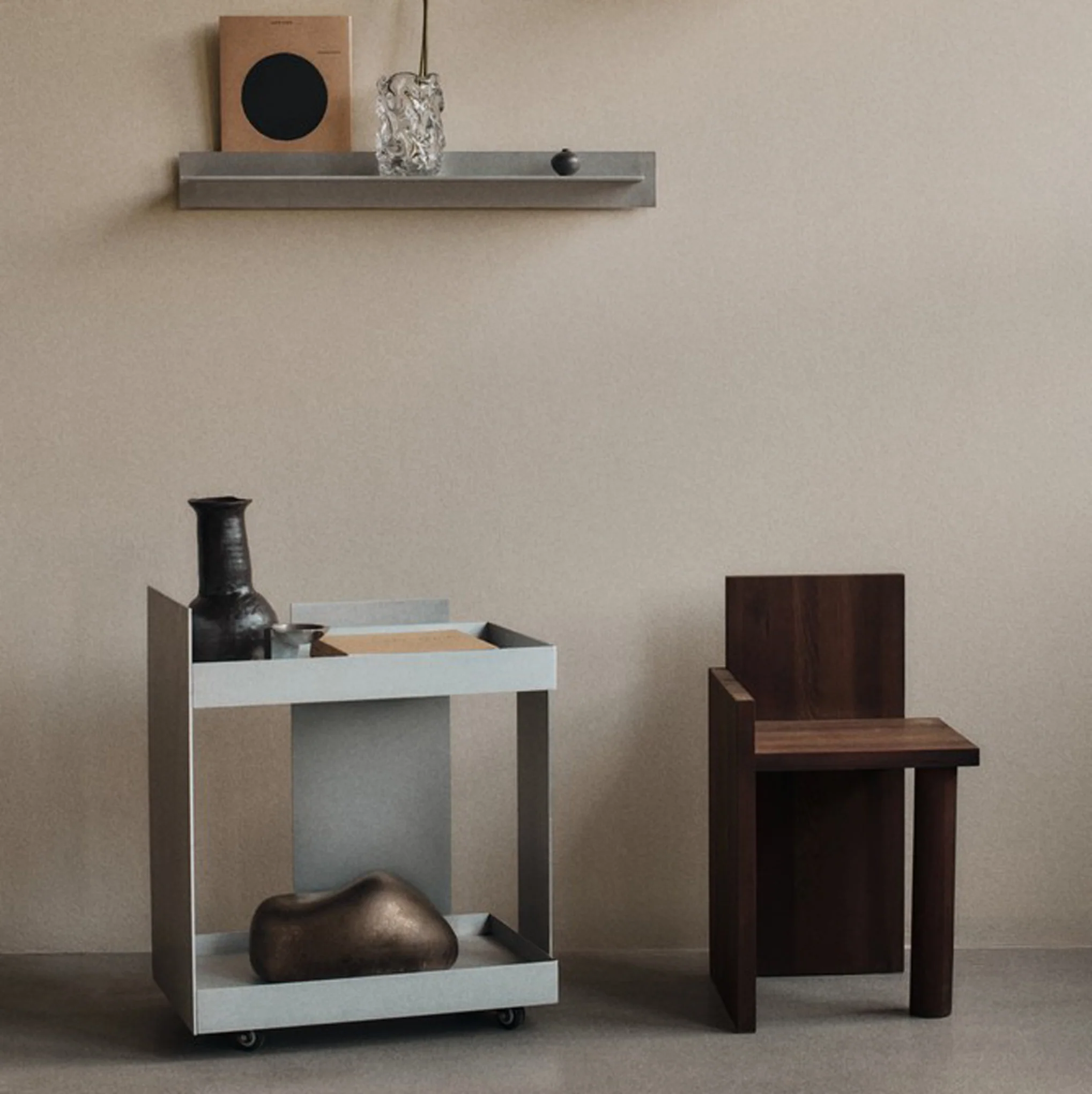 Lager Large Wall-Mounted Shelf - Image 2