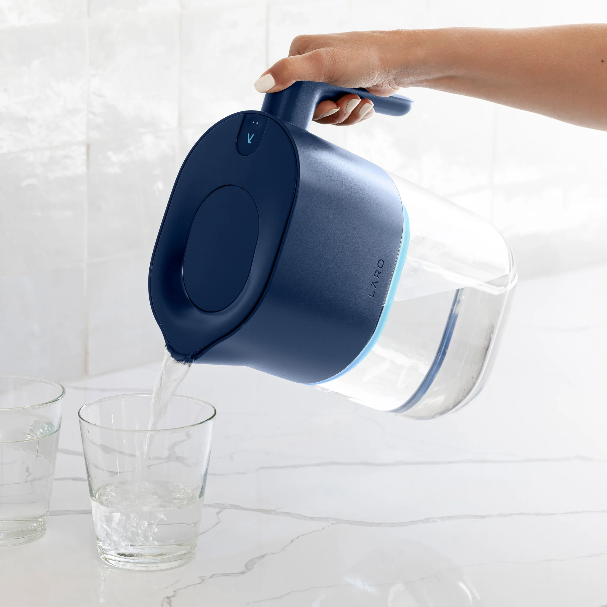 LARQ UV Purifying Pitcher - Granite White - Image 10