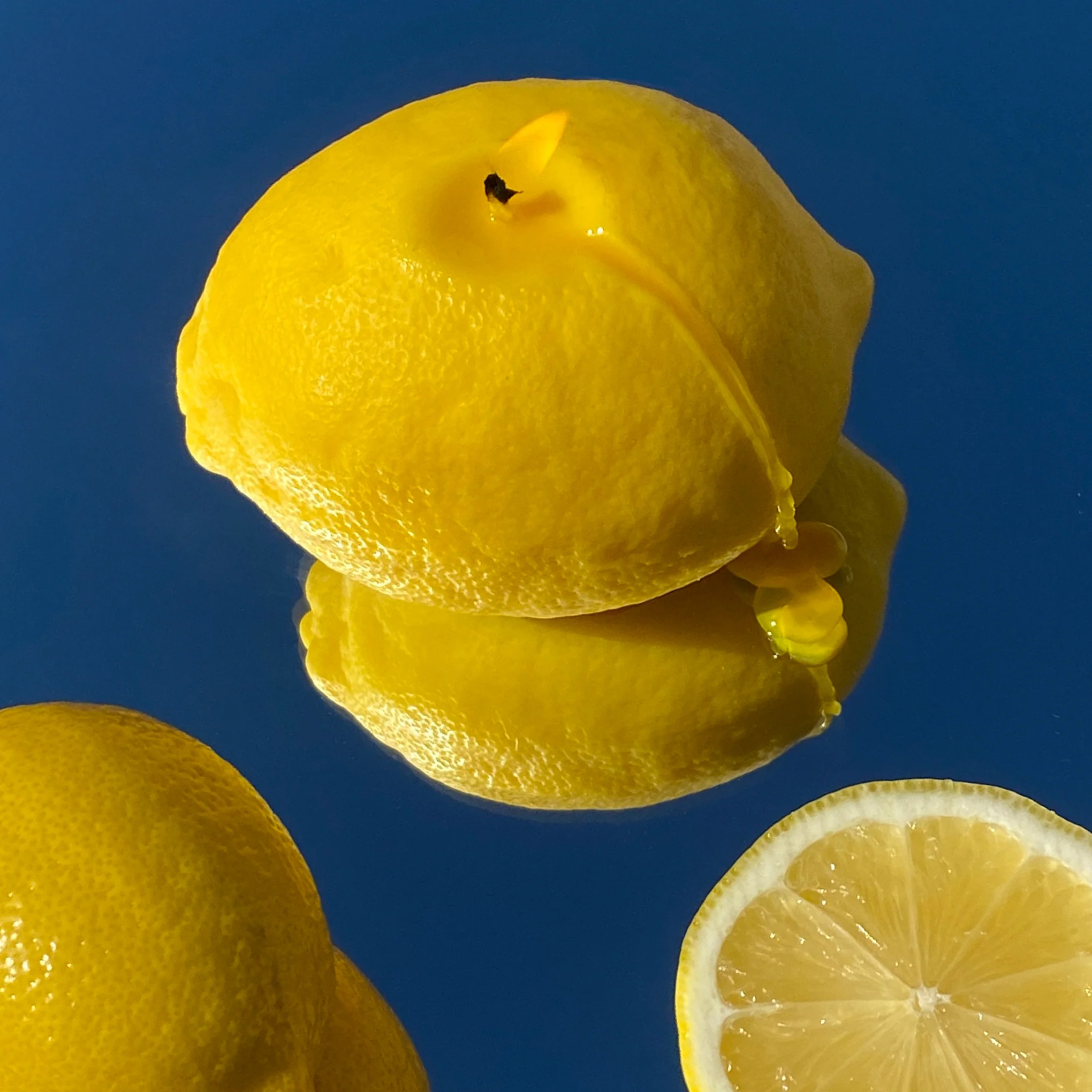 Lemon Scented Candle - Image 5