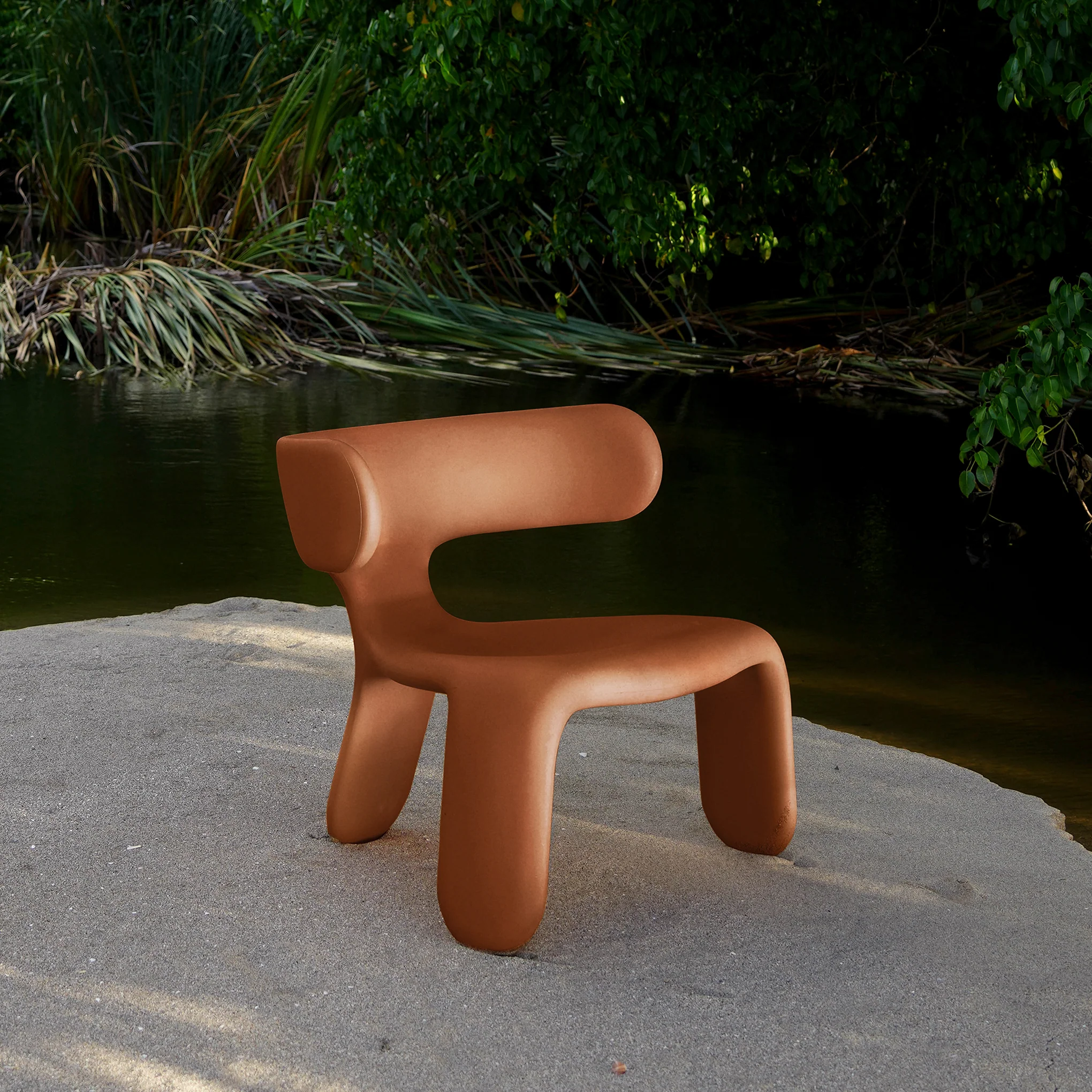 Limbo Lounge Chair in Recycled Material - Terracotta - Image 3