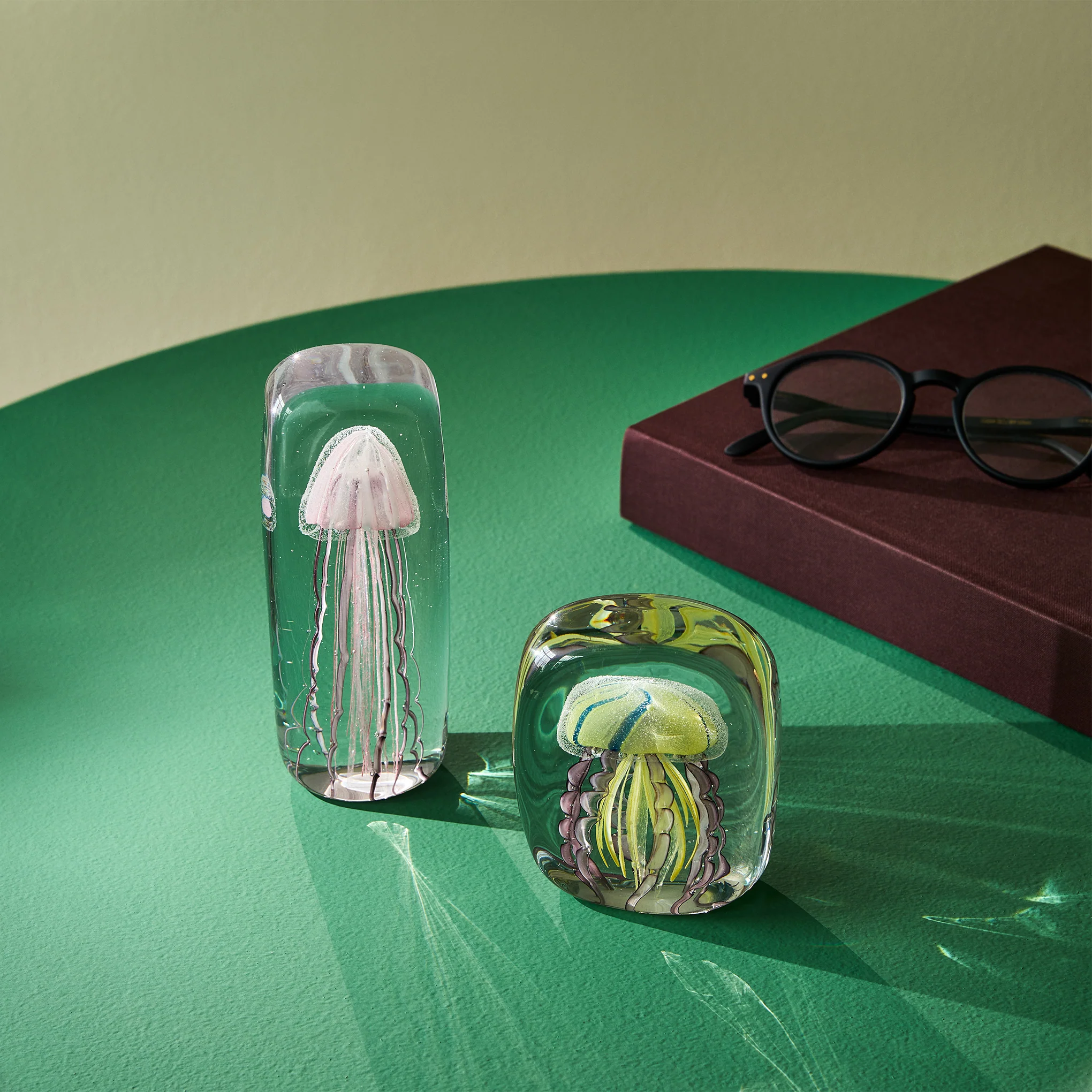 Jellyfish Glass Objet d’Art - Tall Pink - Image 4
