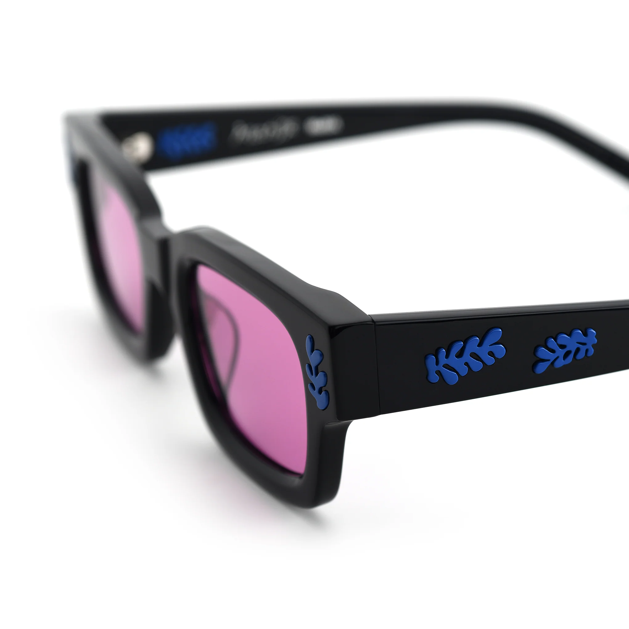 MoMA Henri Matisse The Knife Thrower Akila Sunglasses - Black/ Magenta - Image 4
