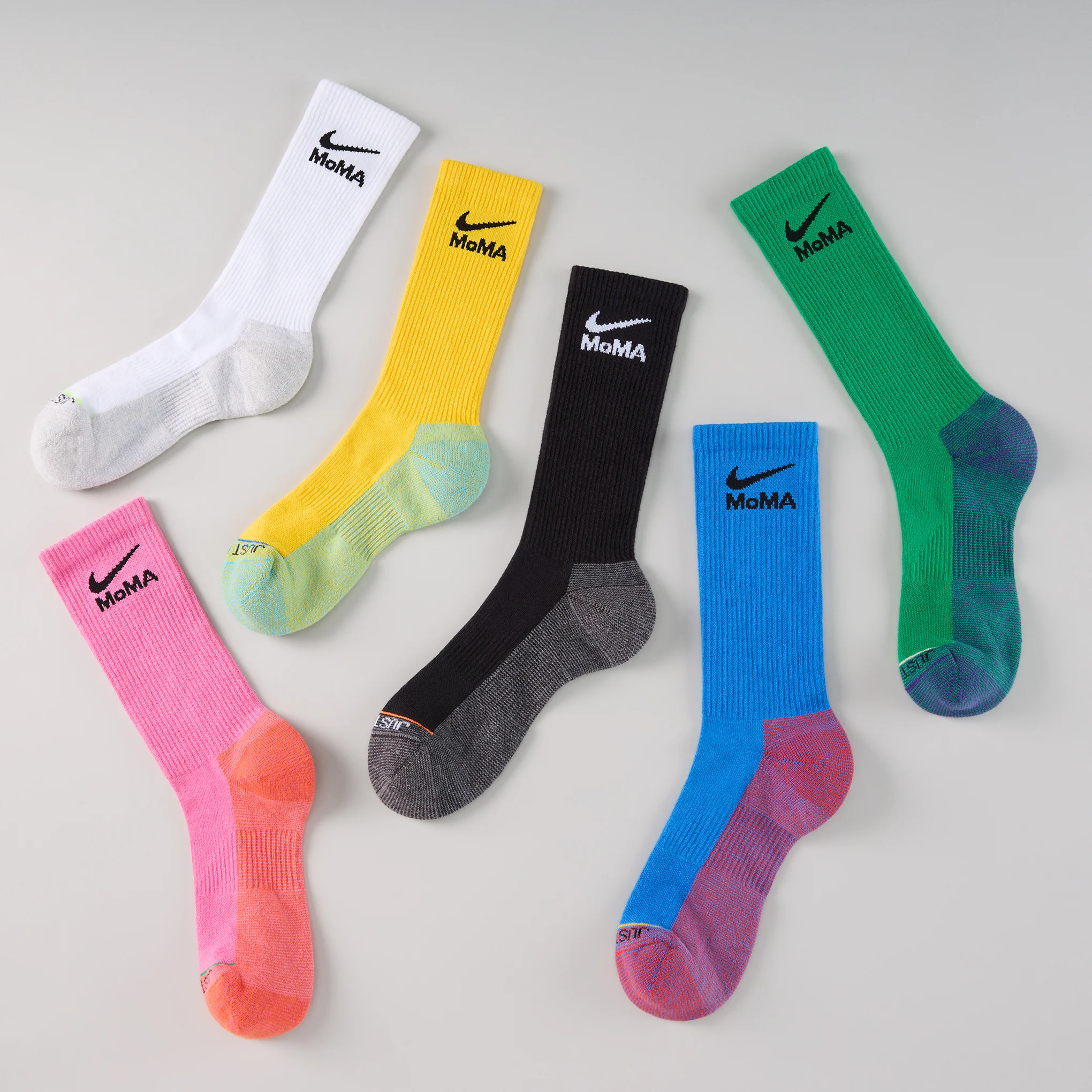 MoMA Nike Everyday Socks - Black - Image 4