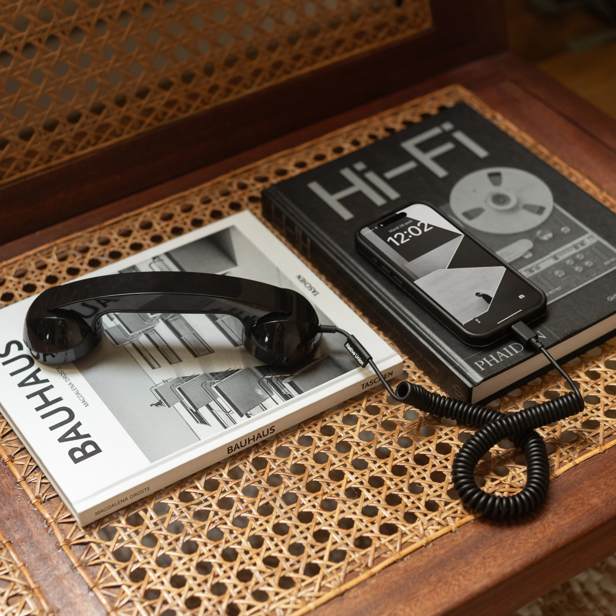 Native Union Retro Pop Phone for Smartphone - Black - Image 3