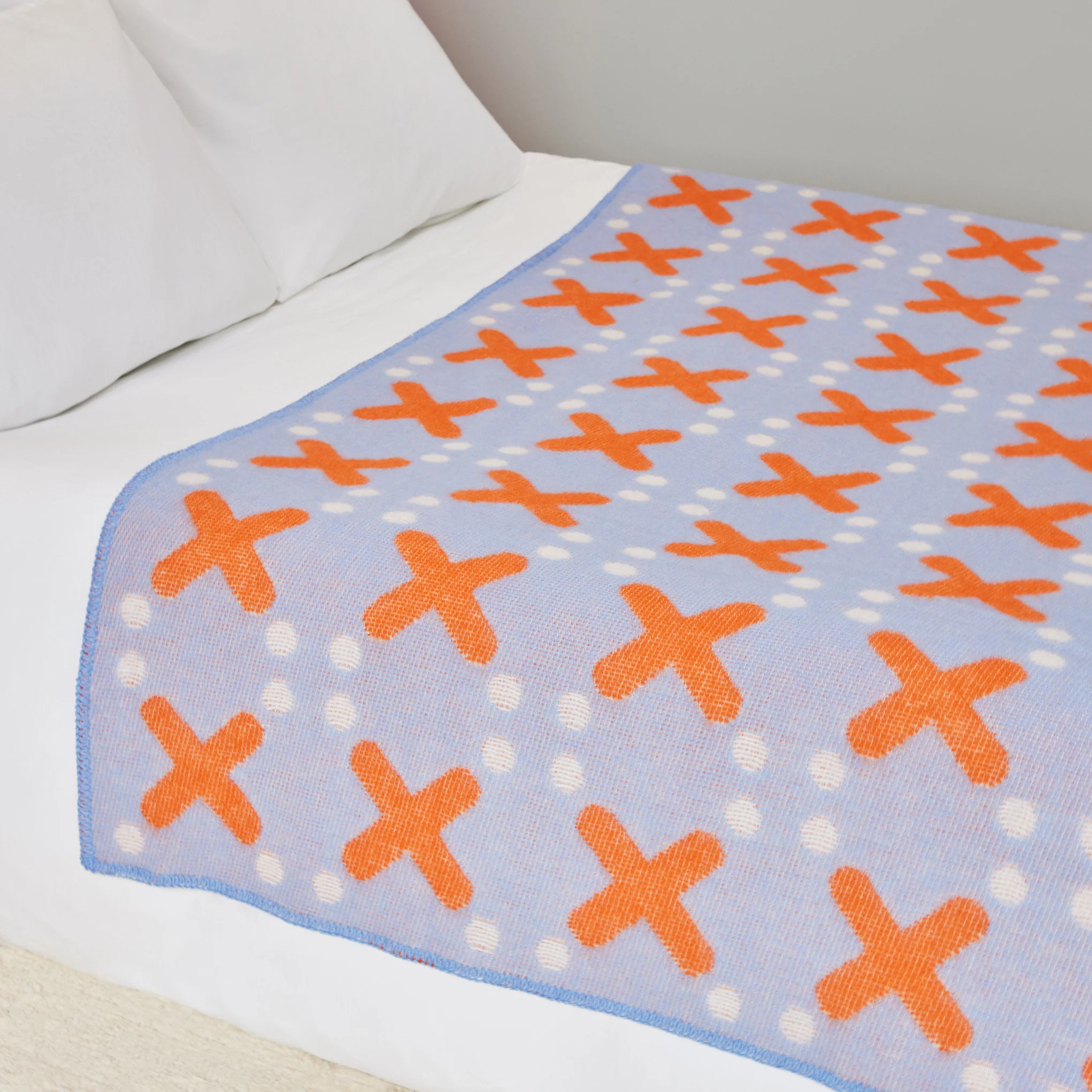 Notte Wool Blanket by George Sowden - Image 2