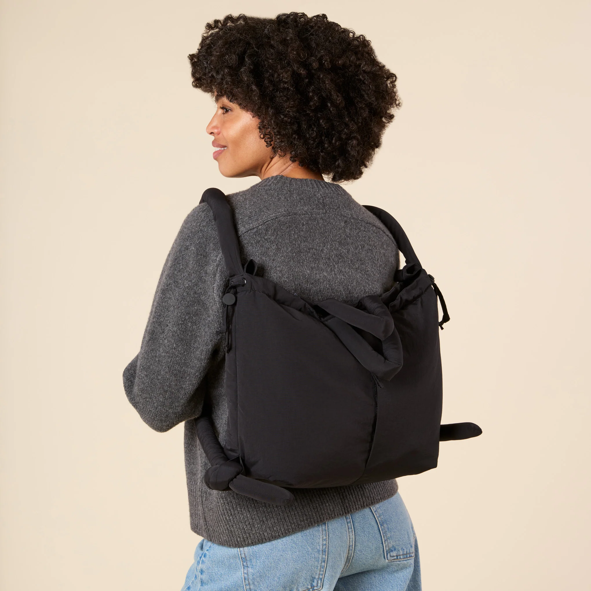 Ölend Ona Soft Convertible Bag - Black - Image 2