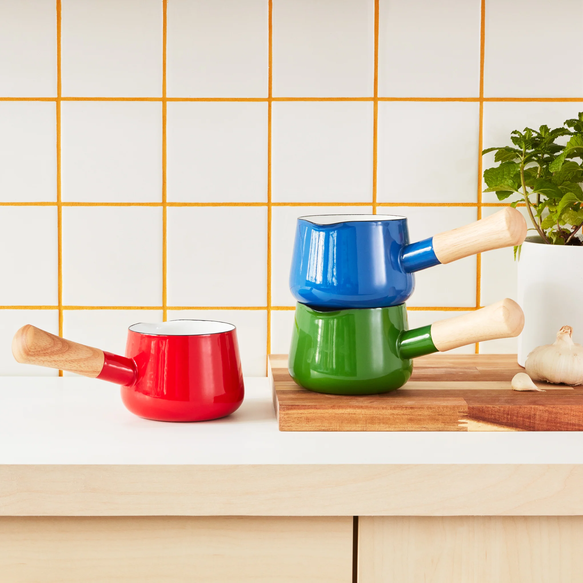 Porcelain Enamel Milk Pan - Green - Image 5
