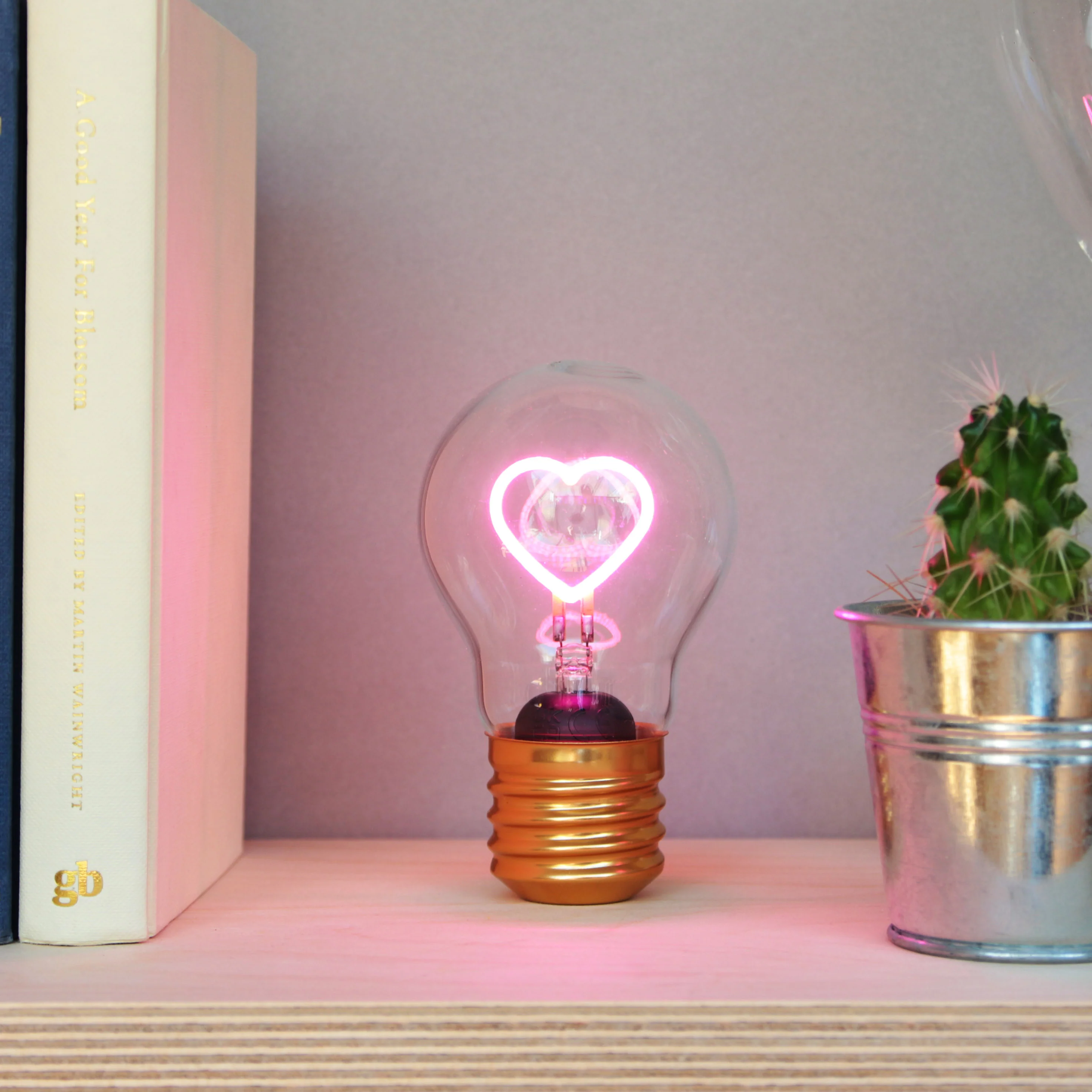 Rechargeable Bulb Light - Heart - Image 3