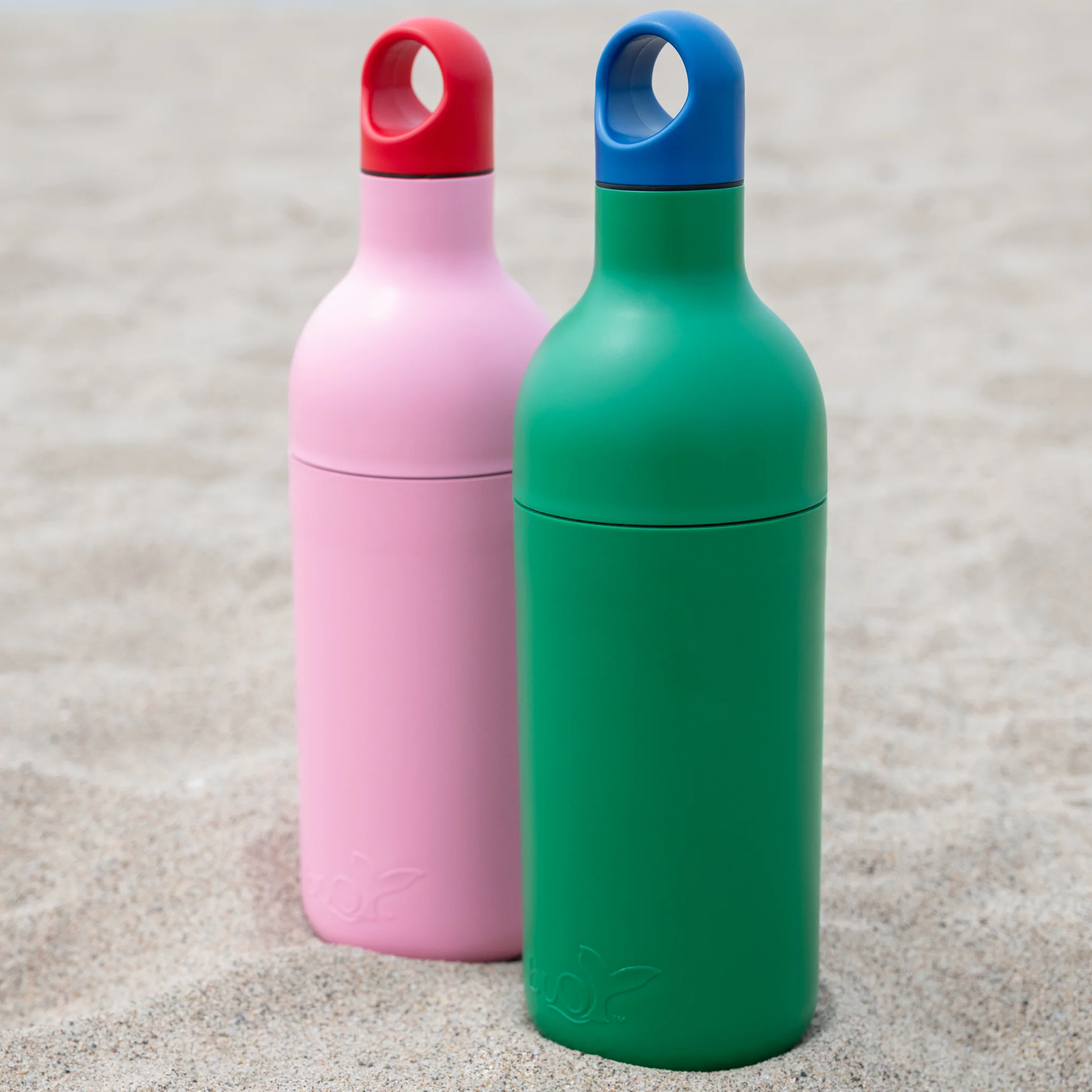 Buoy Recycled Ocean Plastic Water Bottle - Green/ Blue - Image 5