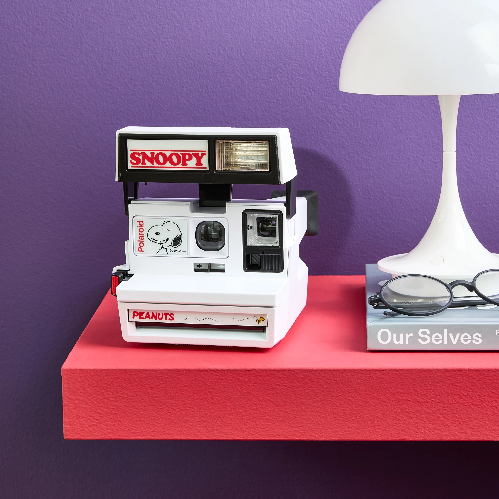 Retrospekt Snoopy Polaroid 600 Instant Camera - Image 2