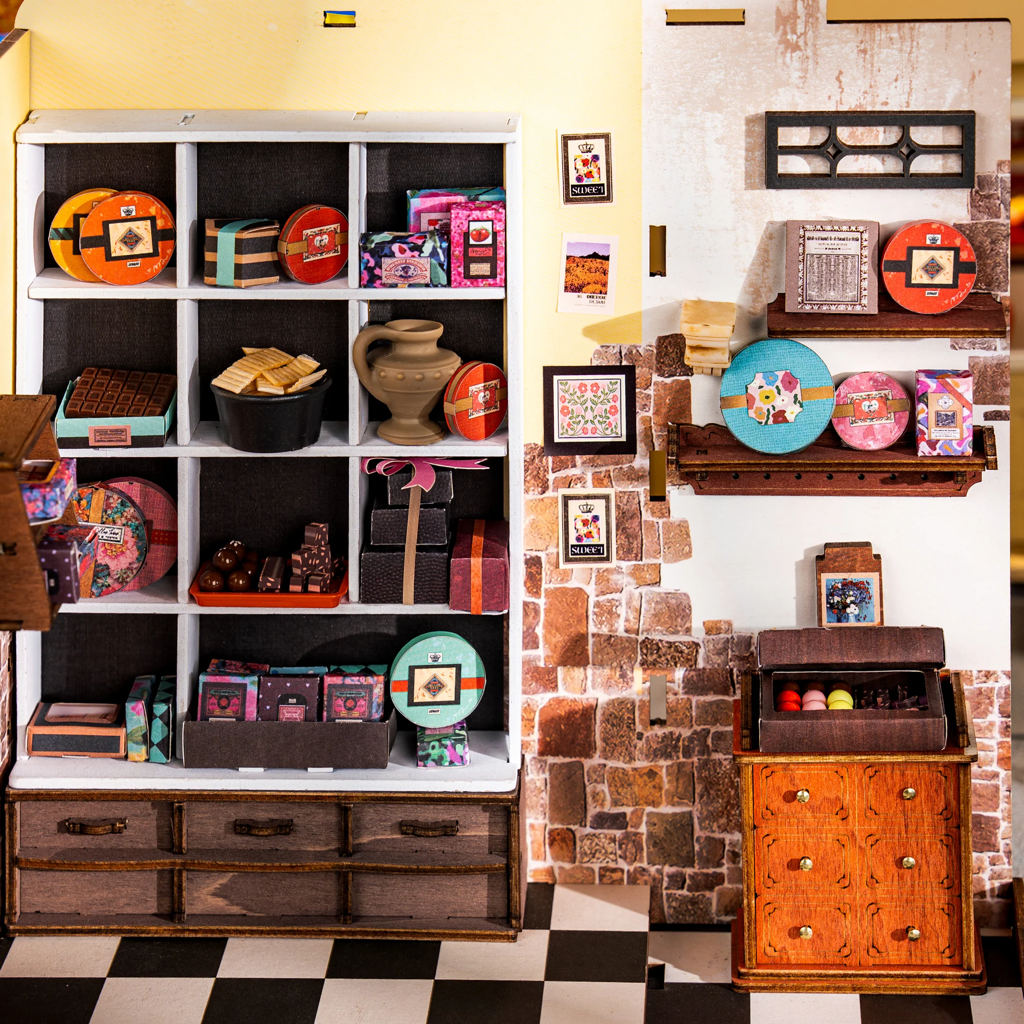 Rolife DIY Miniature Kit - Chocolate Shop - Image 3