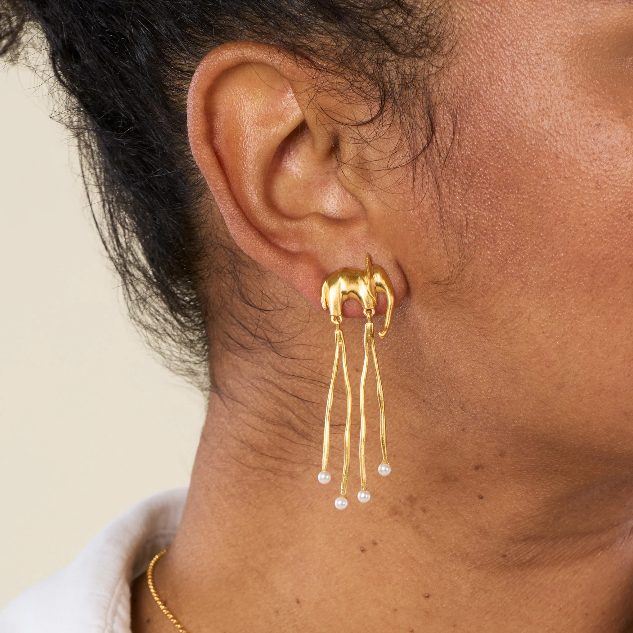 Salvador Dalí Gold-Plated Elephant Earrings - Image 2