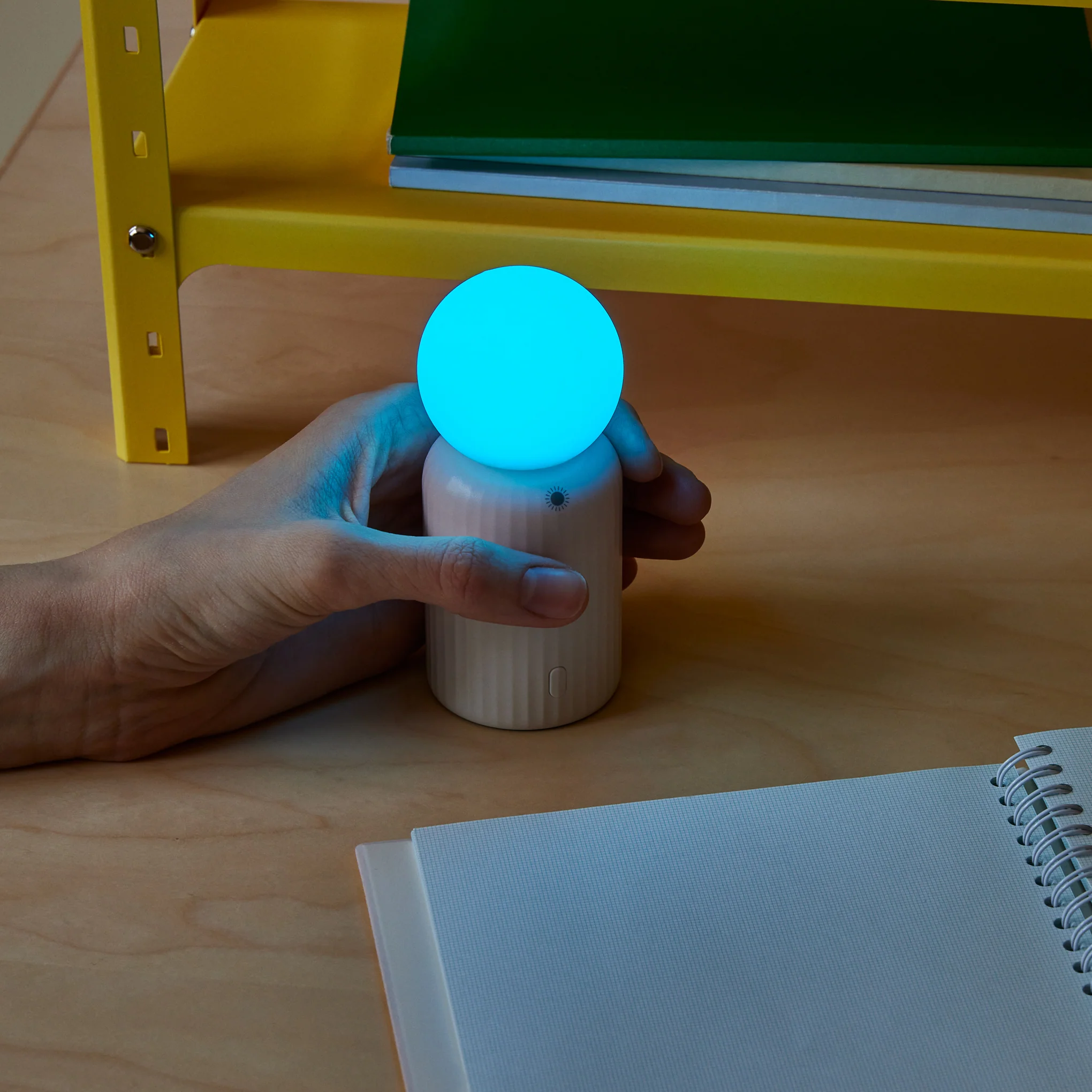 Skittle Portable Lamp - Coral - Image 7