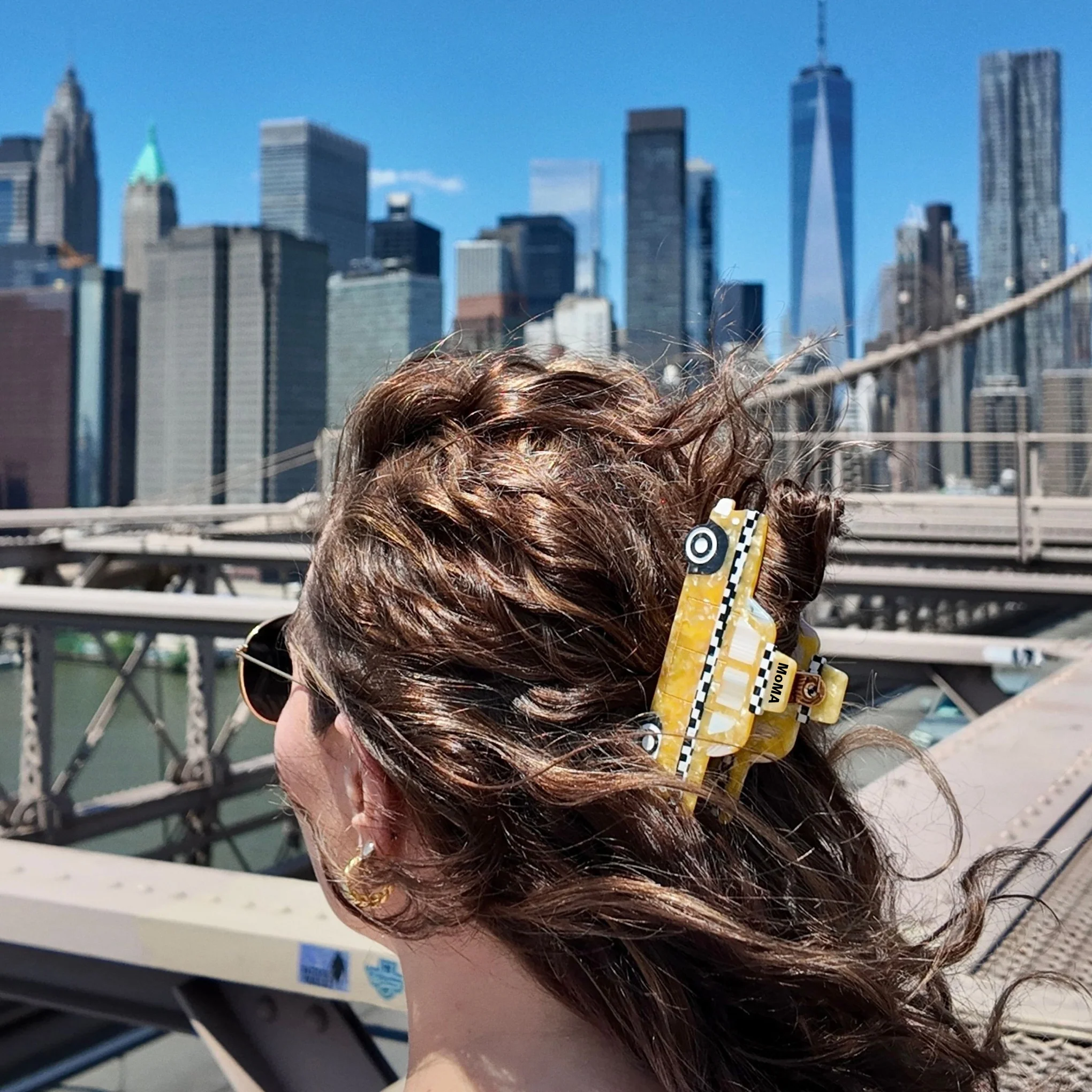 Solar Eclipse Hair Clip - MoMA Taxi - Image 5