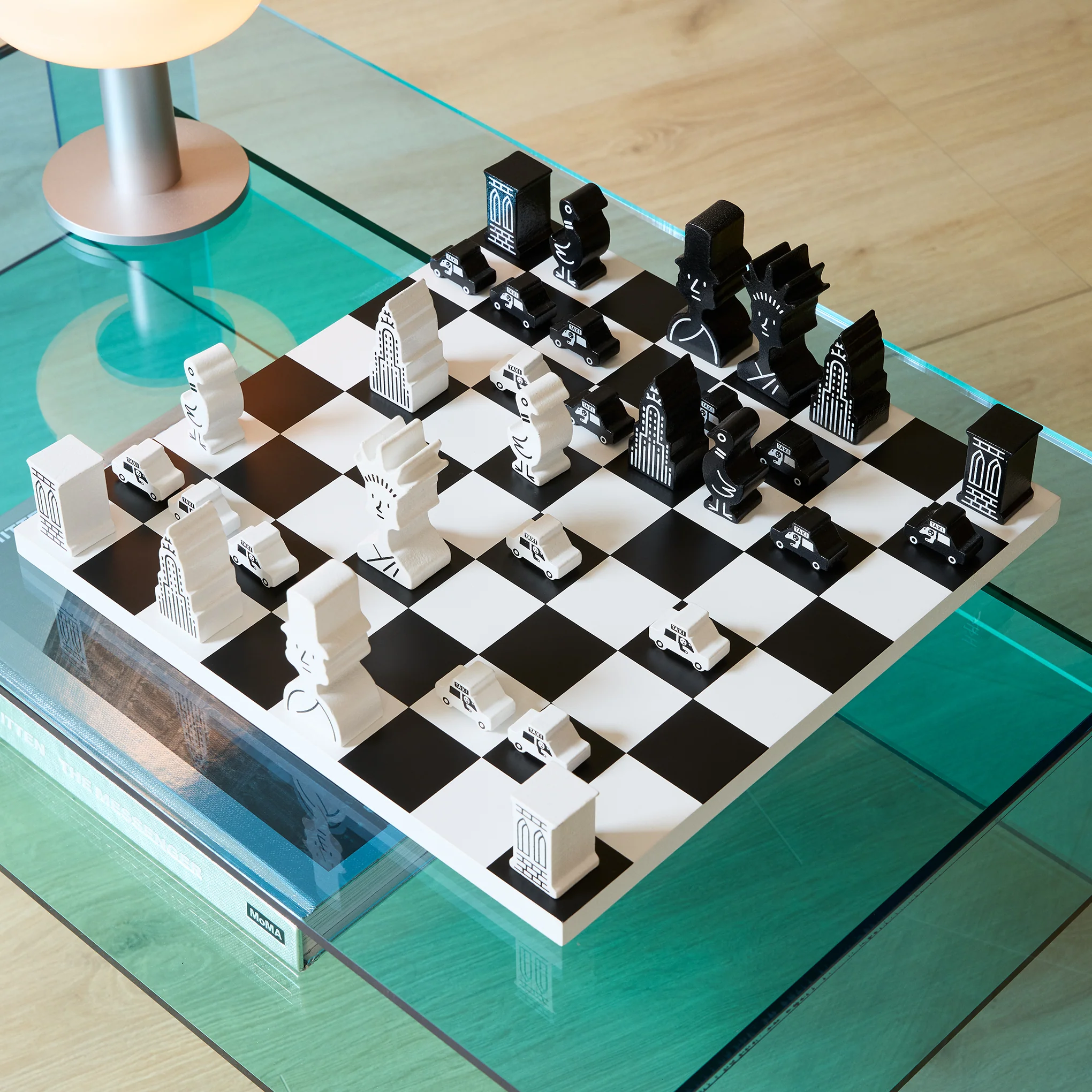 The New Yorker Magazine Chess Set - Image 5