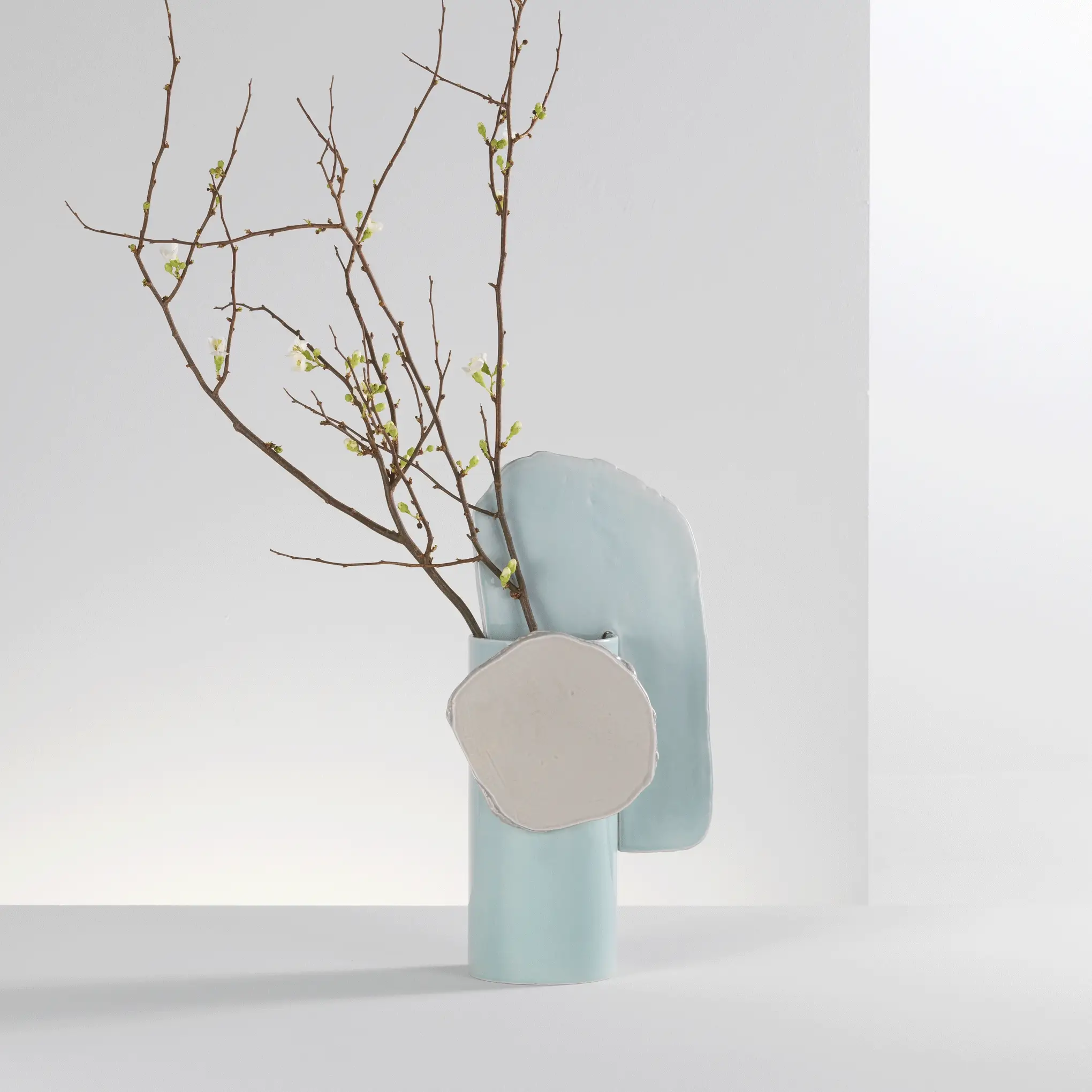 Vitra Découpage Ceramic Vase - Yellow - Image 2